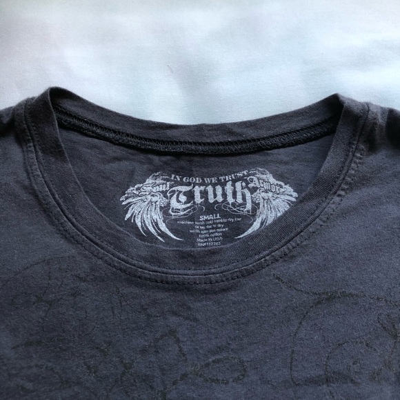 ⛔️3 / $15 women’s t shirt - Picture 2 of 2